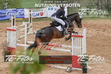 2022-04-30_14-35-35_05573