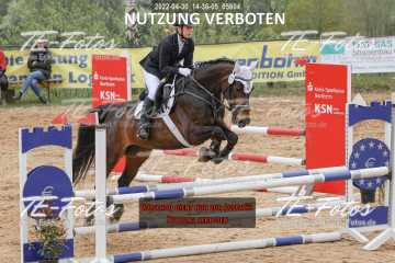 2022-04-30_14-36-05_05604