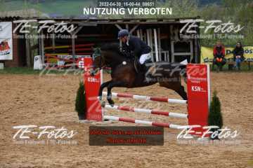 2022-04-30_16-00-44_08651