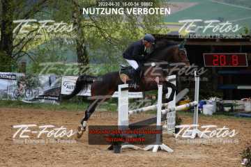 2022-04-30_16-00-54_08662