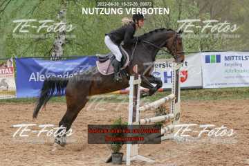 2022-04-30_16-32-26_09872