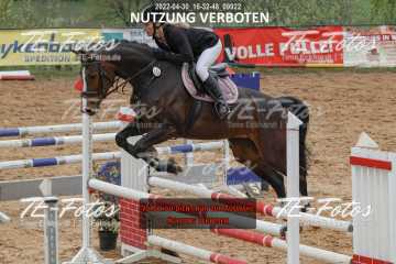 2022-04-30_16-32-48_09922