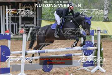 2022-04-30_18-03-36_00034