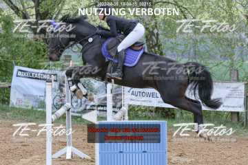 2022-04-30_18-04-15_00215