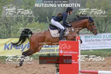 2022-04-30_18-27-38_00862
