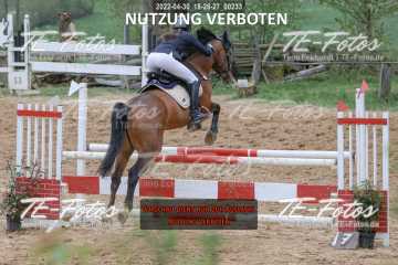 2022-04-30_18-28-27_00233