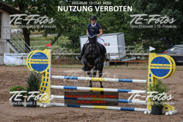 2022-08-06_13-17-41_04552