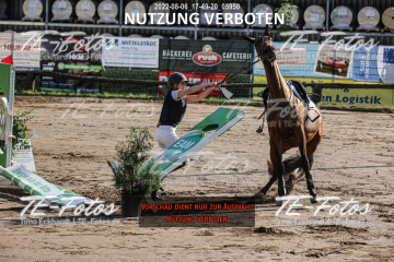 2022-08-06_17-49-20_05950