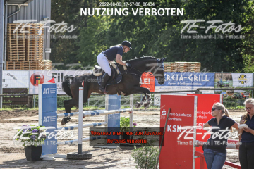 2022-08-06_17-57-00_06434