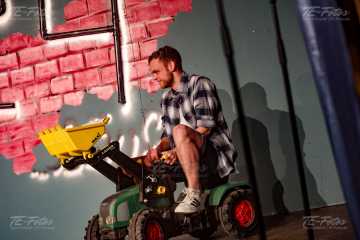 2024-02-09_22-29-08_03971