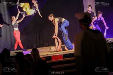 2025-02-15_21-04_2107