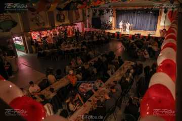 2025-02-15_21-20_3381