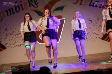 2025-02-15_21-39_4038