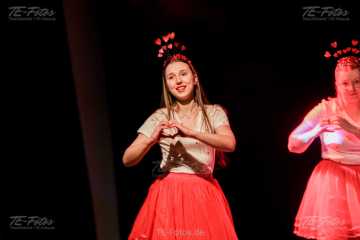 2025-02-15_21-54_4735