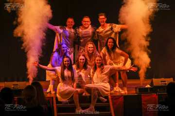 2025-02-15_23-05_8662