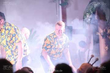 2025-02-22_22-09-03_02384