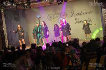 2025-02-28_23-43_1040