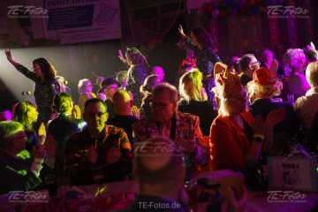 2025-02-28_23-44_1043