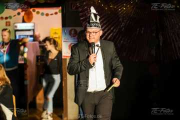 2025-02-28_23-45-59_12077