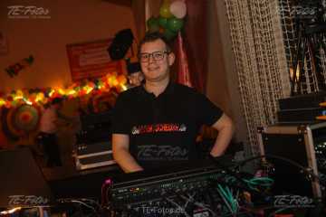 2025-02-28_23-55_1071