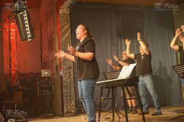 2025-03-01_00-02_1075