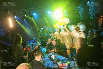 2025-03-01_00-21_1115