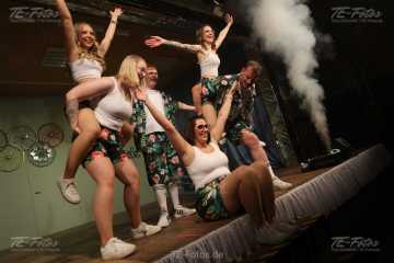 2025-03-01_22-20_0110 2025-03-01_22-20_0110