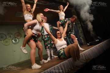 2025-03-01_22-20_0111 2025-03-01_22-20_0111