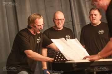 2025-03-01_23-42_1002