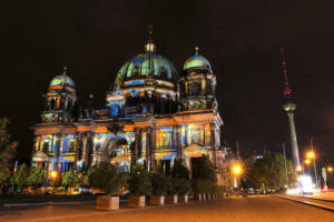 Festival of Lights: Berliner Dom und Fernsehturm